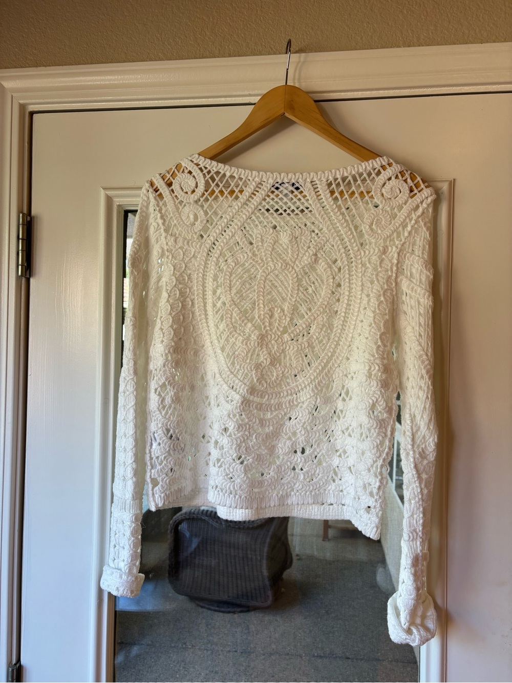White Crochet Knit Long-Sleeve Pullover Sweater